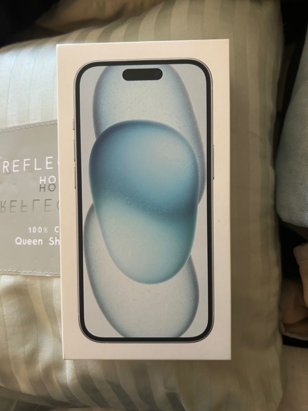 Apple iPhone 15 (Blue/White) - Factory Boxed (box only)